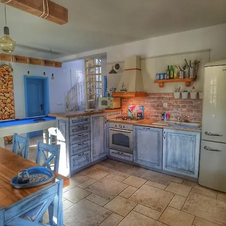 Mare Villa *