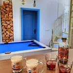 Mare Villa