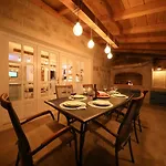Mare Villa